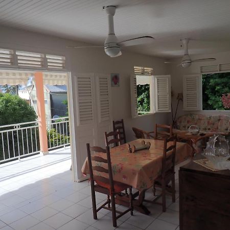 Appartement Les Orchidees à Sainte-Anne Extérieur photo