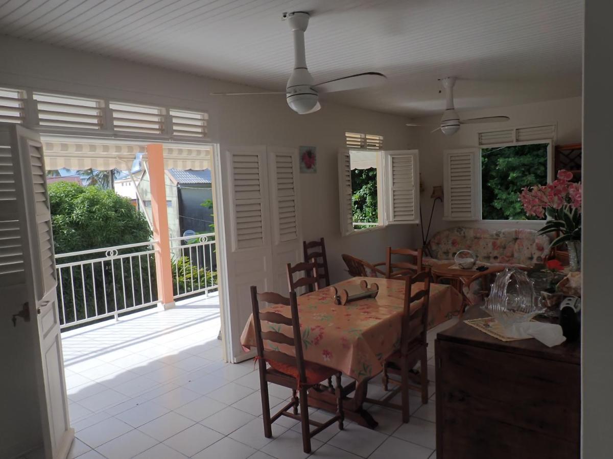 Appartement Les Orchidees à Sainte-Anne Extérieur photo