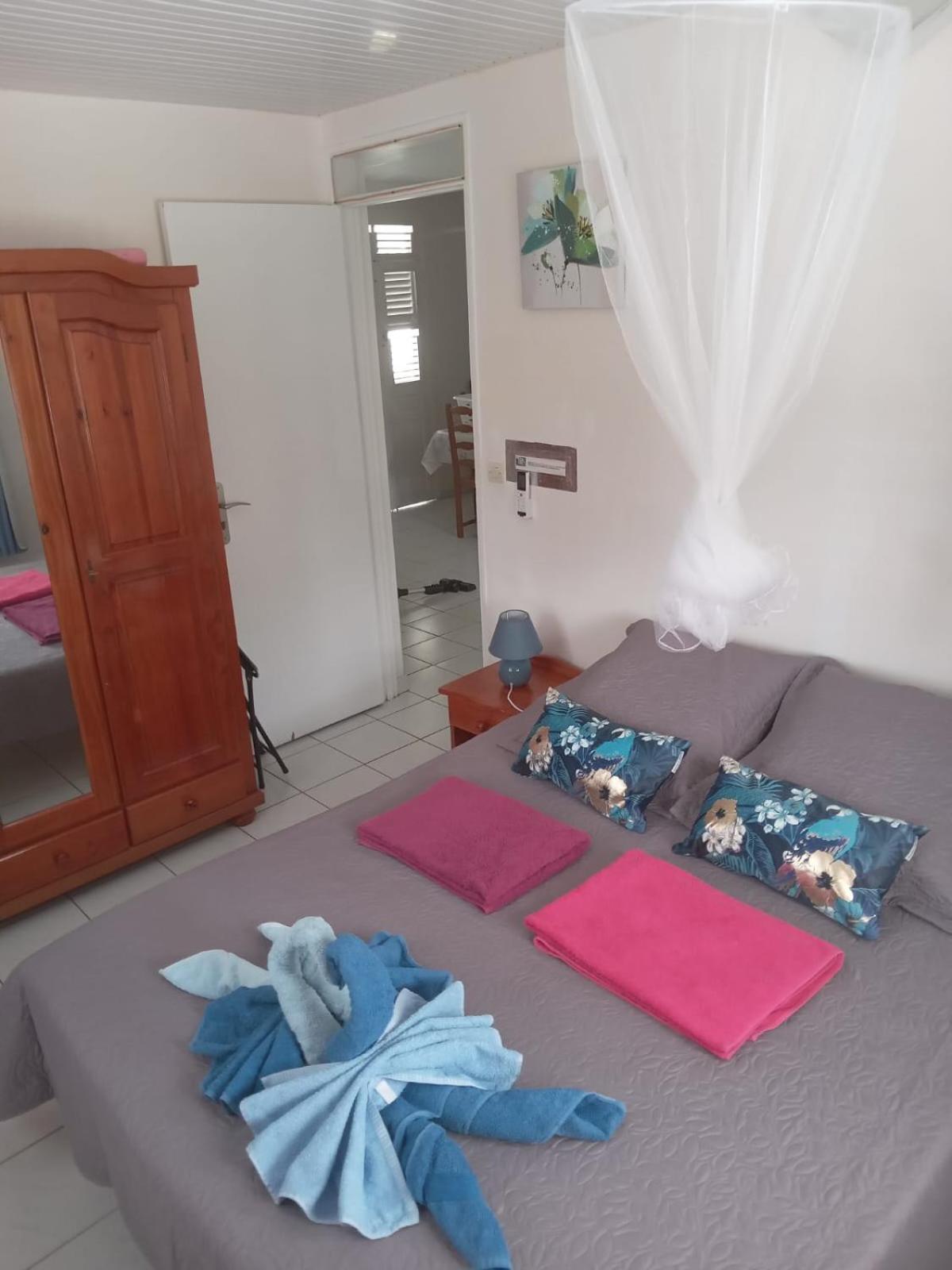 Appartement Les Orchidees à Sainte-Anne Extérieur photo